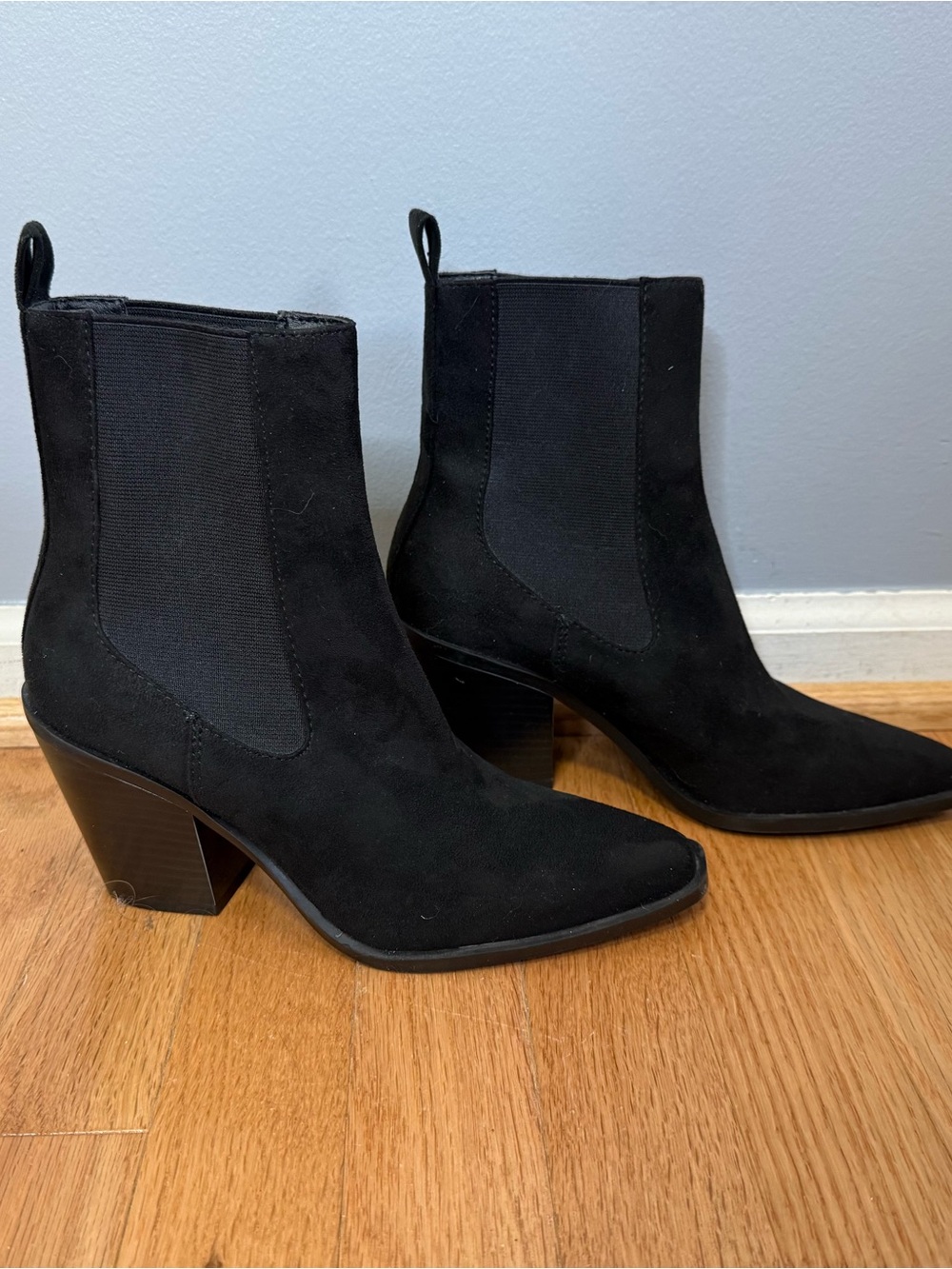 BP Black Emmy Heeled Chelsea Boot 7 - Picture 6 of 6